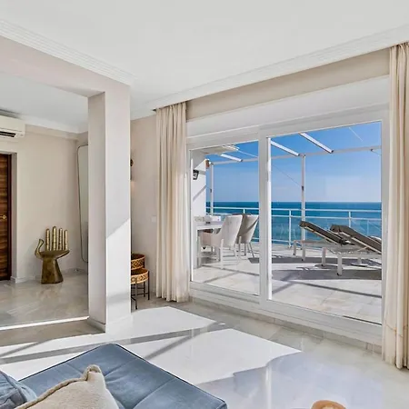 Heaven On Earth With * 丰希罗拉